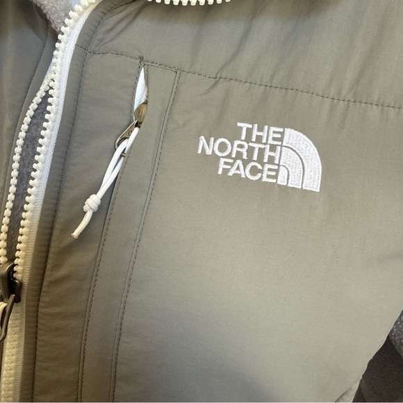 NWT The North Face Denali Gray Women's Jacket Size S - Picture 4 of 7